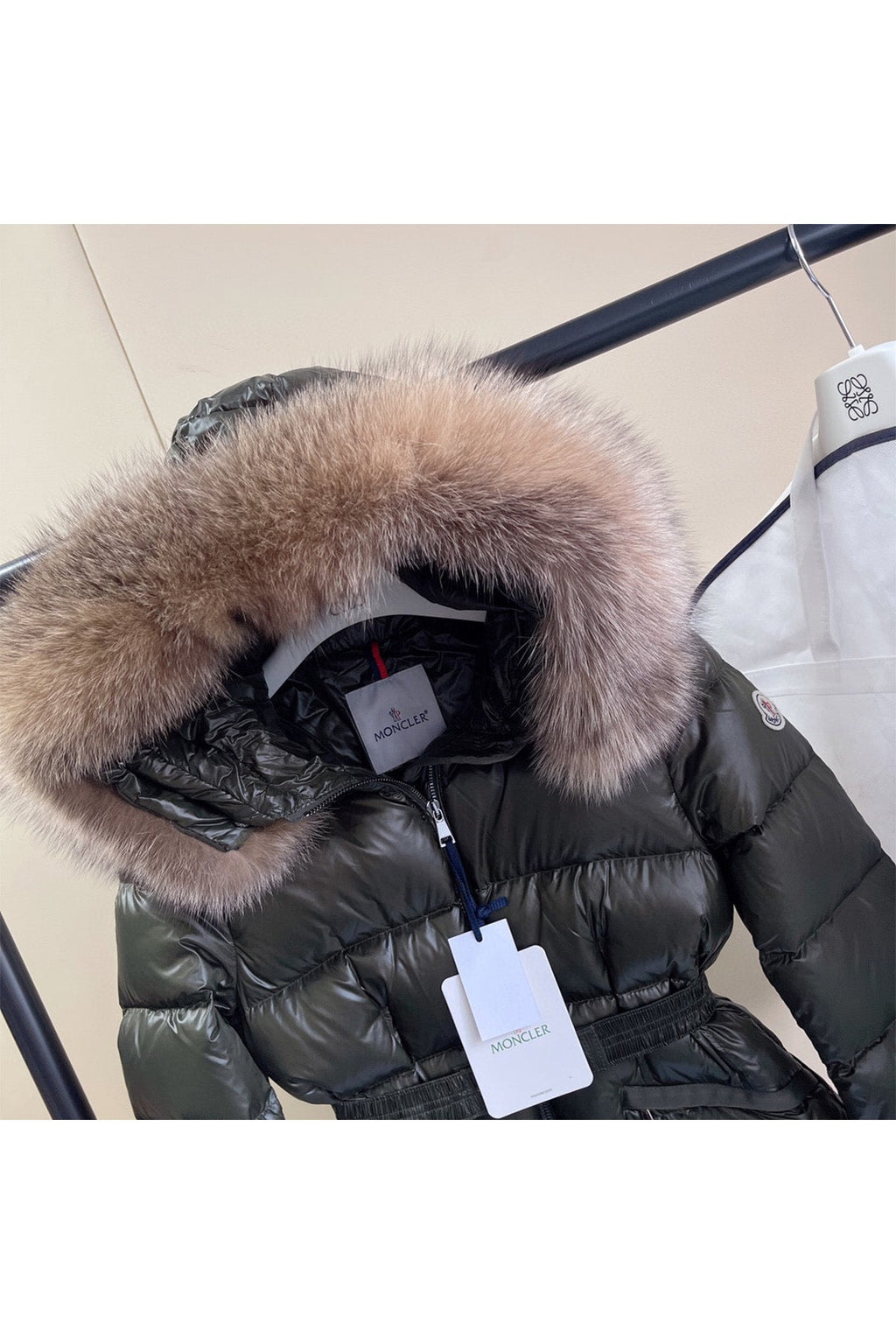 102104 Women Jackets - 24HEARTZ