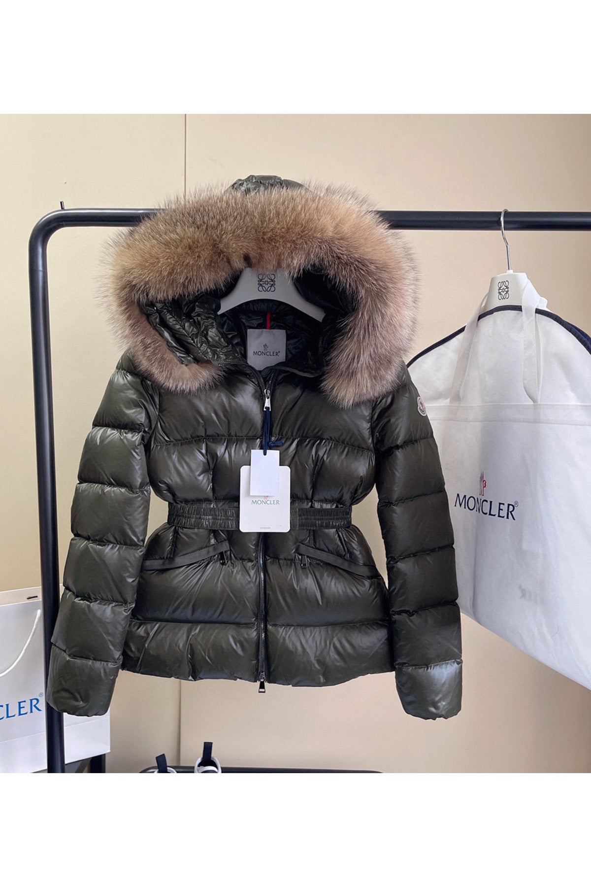 102104 Women Jackets - 24HEARTZ