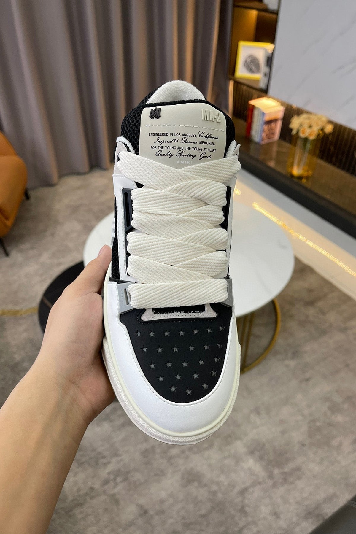 104283 Women Shoes - 24HEARTZ