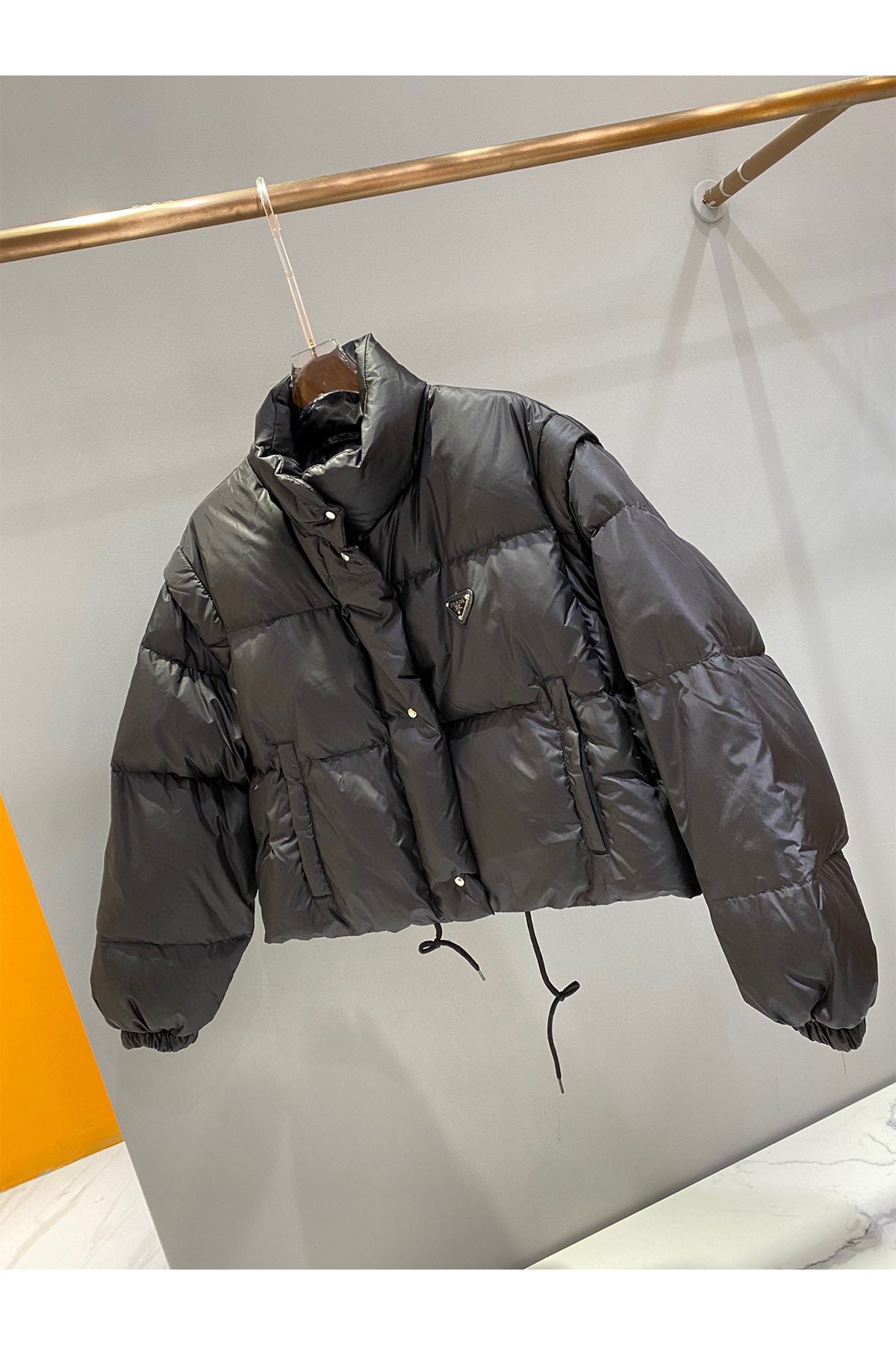 105594 Women Jackets - 24HEARTZ