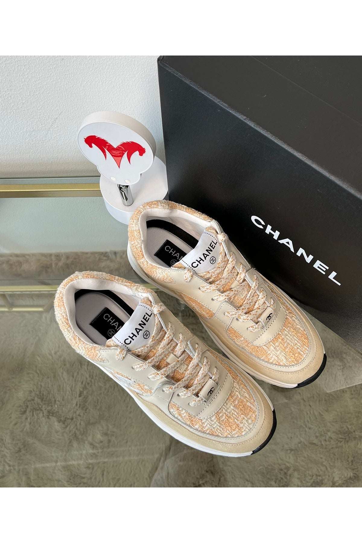 105838 Women Shoes - 24HEARTZ