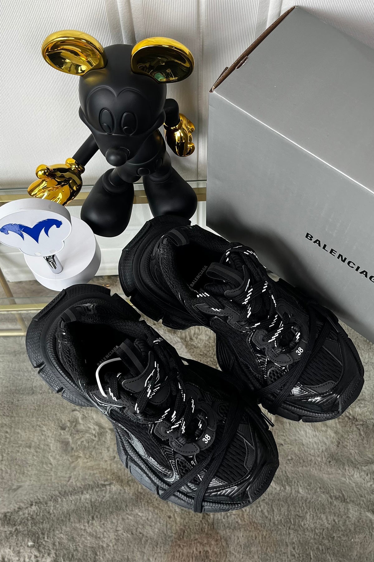 106632 Women Shoes - 24HEARTZ