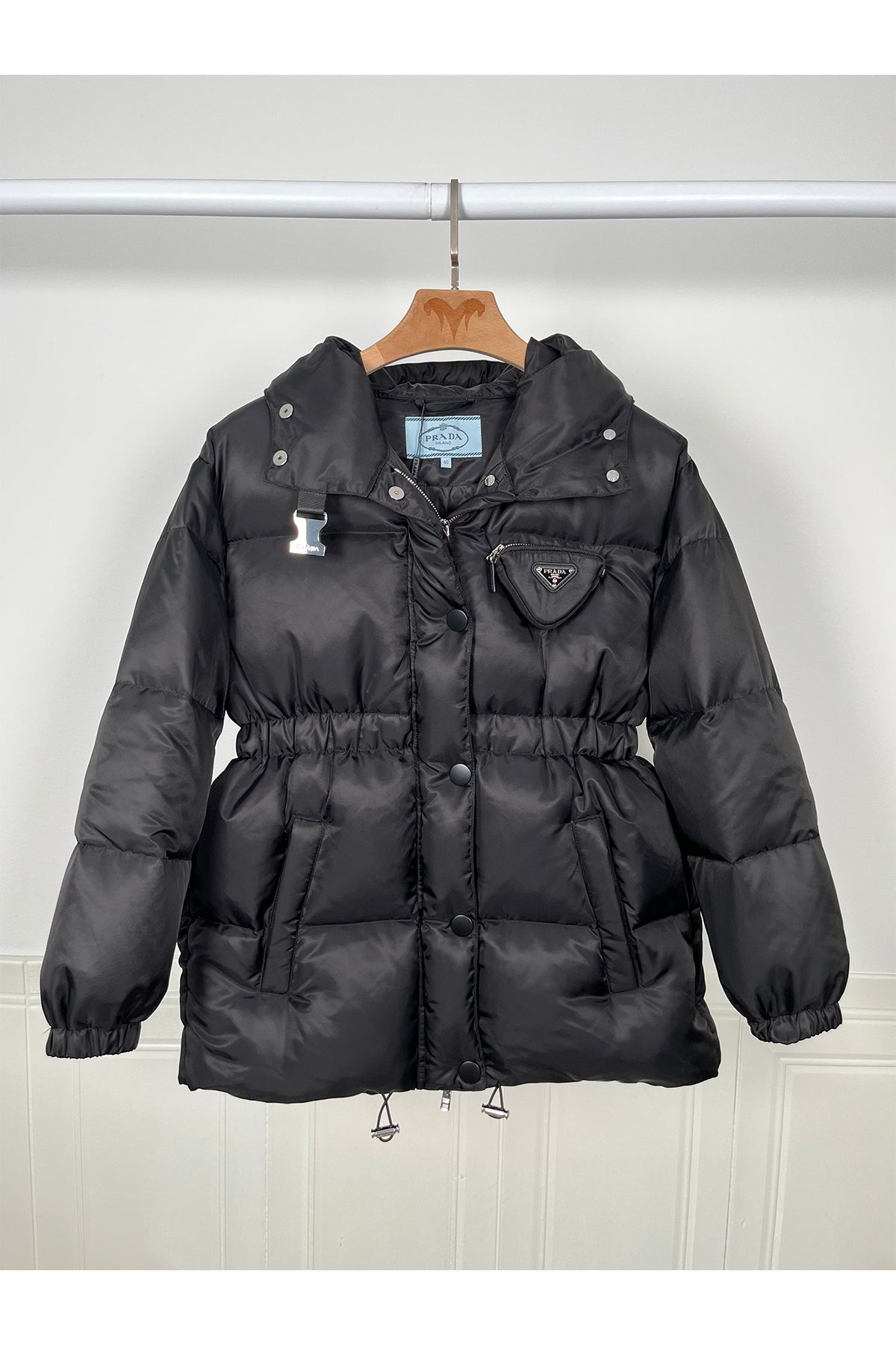 108646 Women Jackets - 24HEARTZ