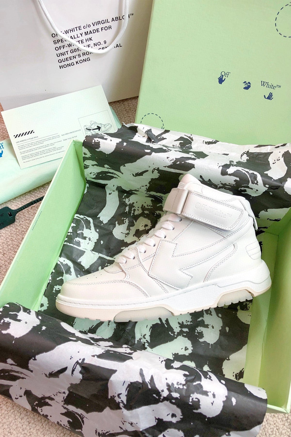 109134 Women Shoes - 24HEARTZ