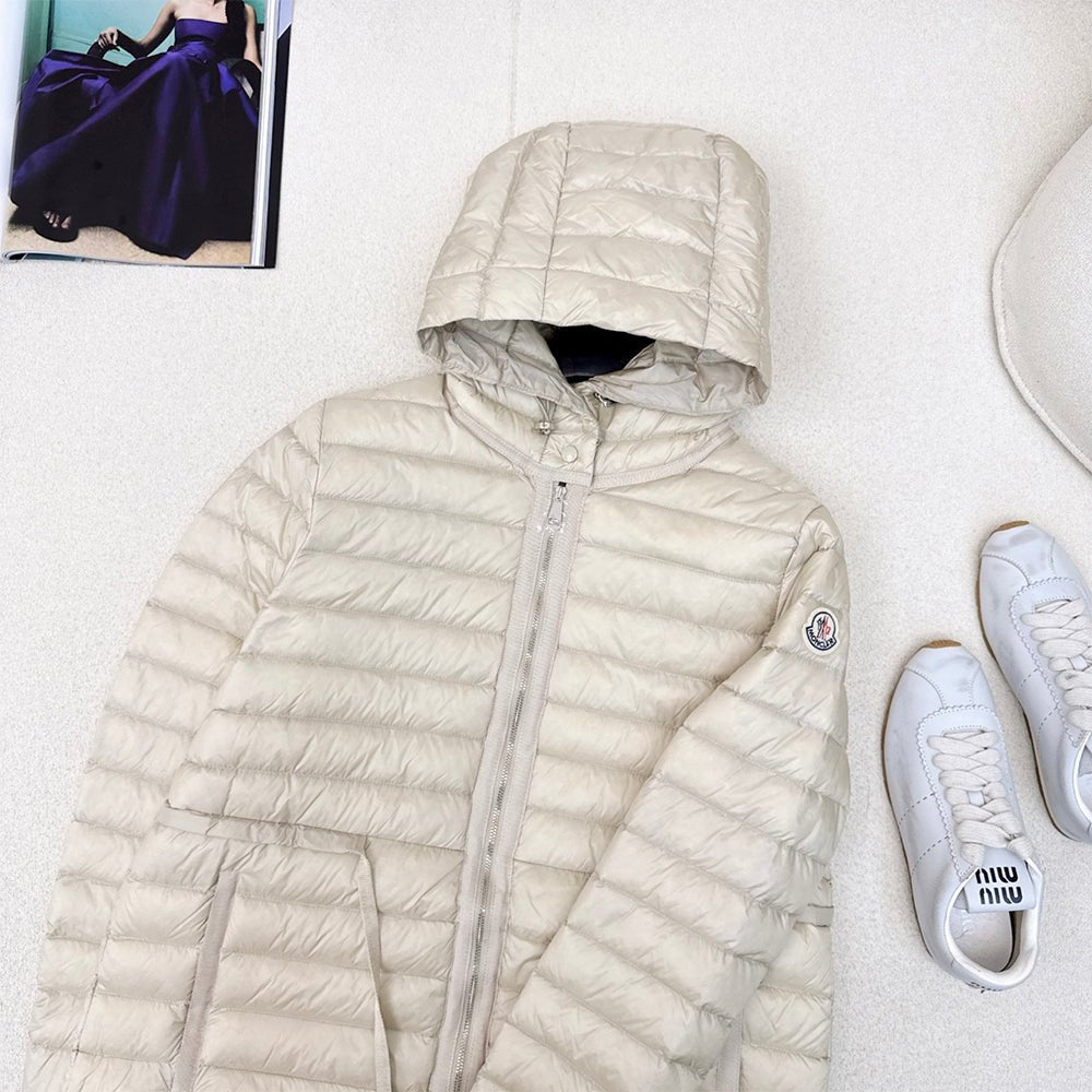 121936 Women Jackets - 24HEARTZ