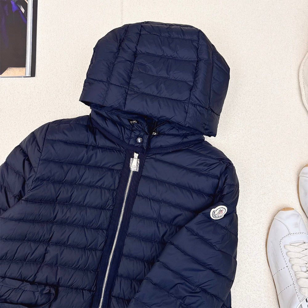 121937 Women Jackets - 24HEARTZ