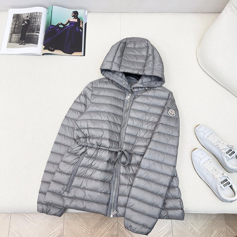 121938 Women Jackets - 24HEARTZ