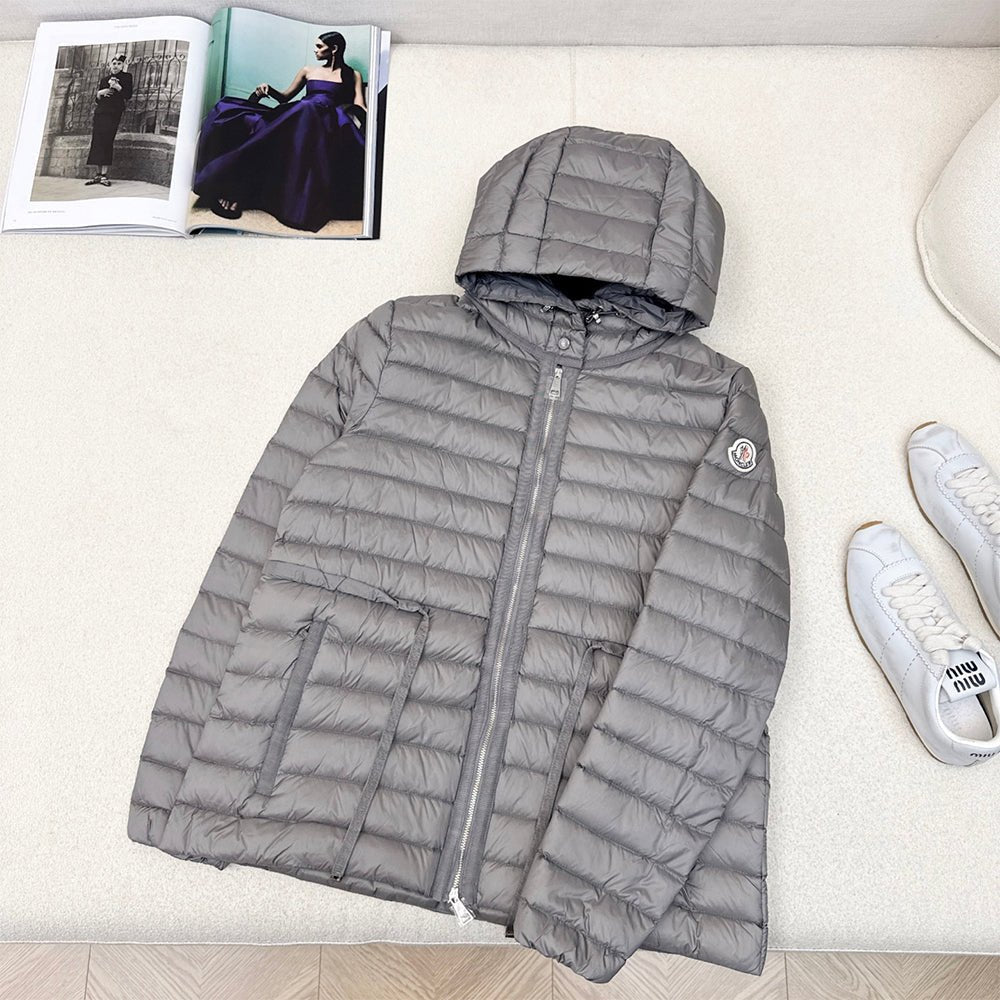 121938 Women Jackets - 24HEARTZ