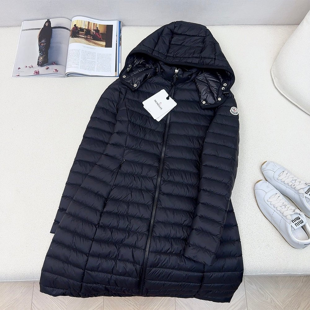 121943 Women Jackets - 24HEARTZ