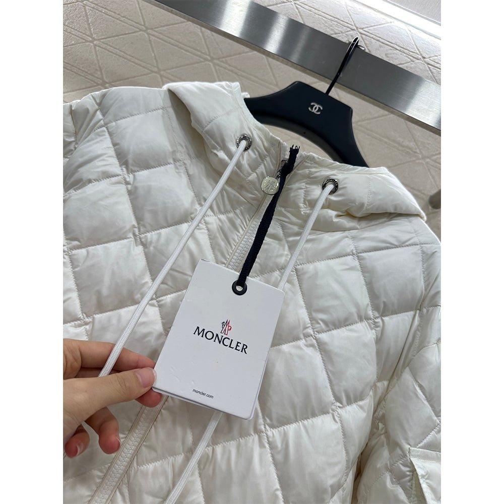 121950 Women Jackets - 24HEARTZ