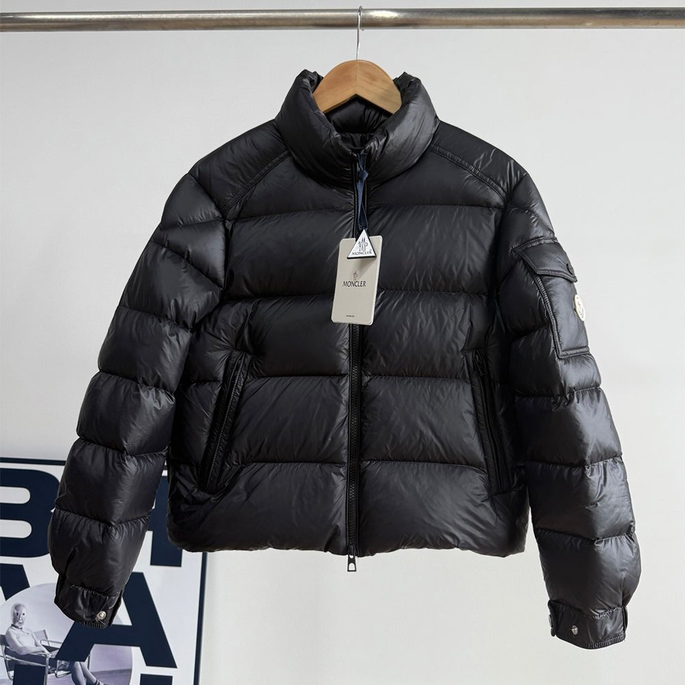 121963 Women Jackets - 24HEARTZ