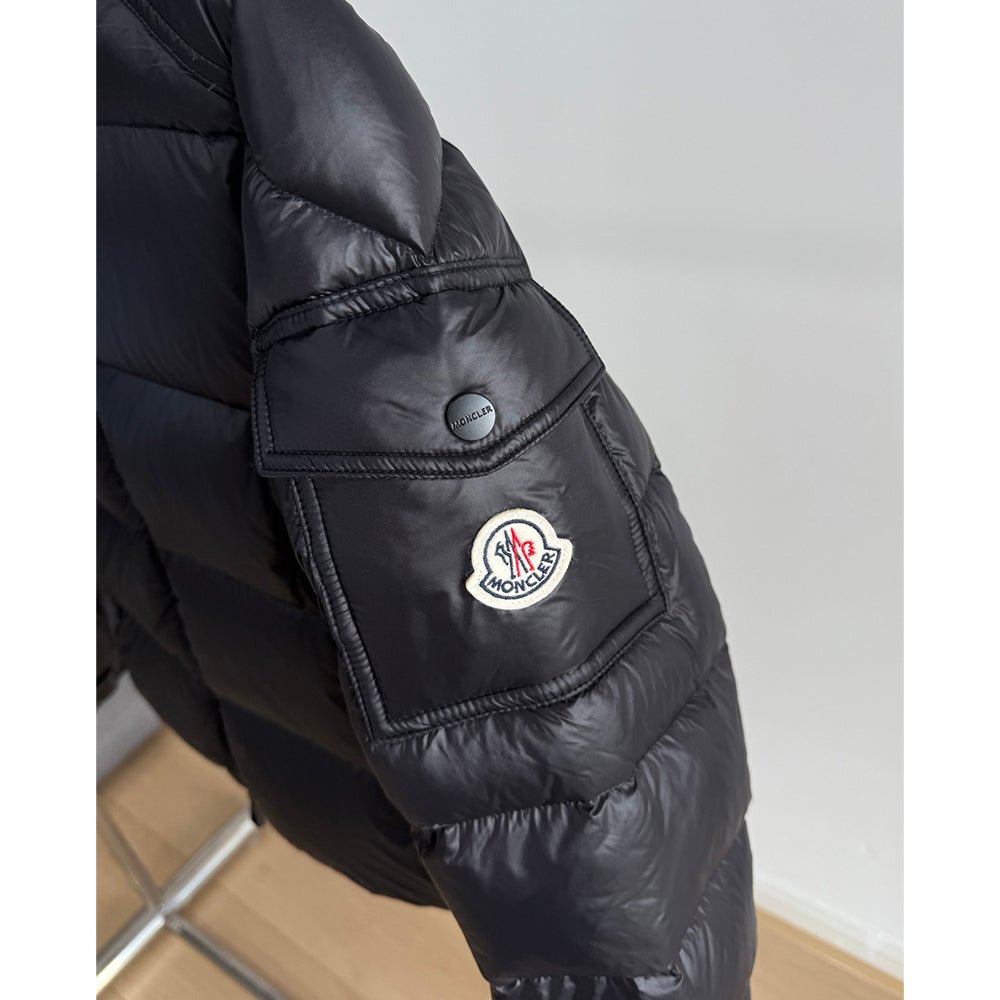 121963 Women Jackets - 24HEARTZ