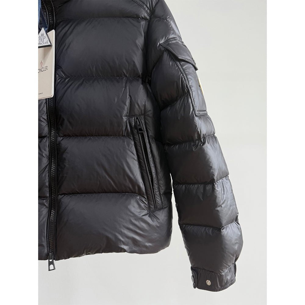 121963 Women Jackets - 24HEARTZ