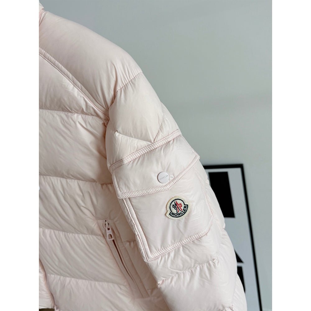 121964 Women Jackets - 24HEARTZ