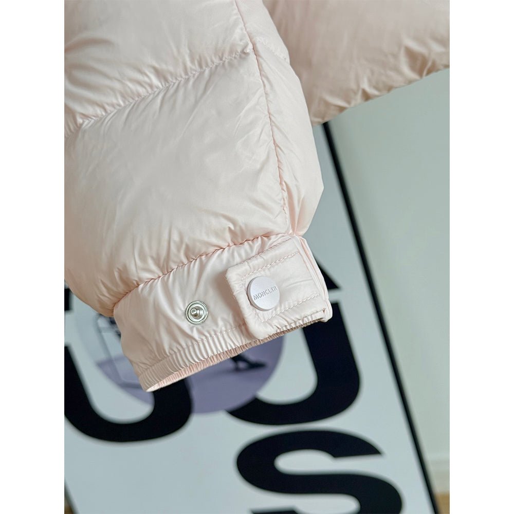 121964 Women Jackets - 24HEARTZ