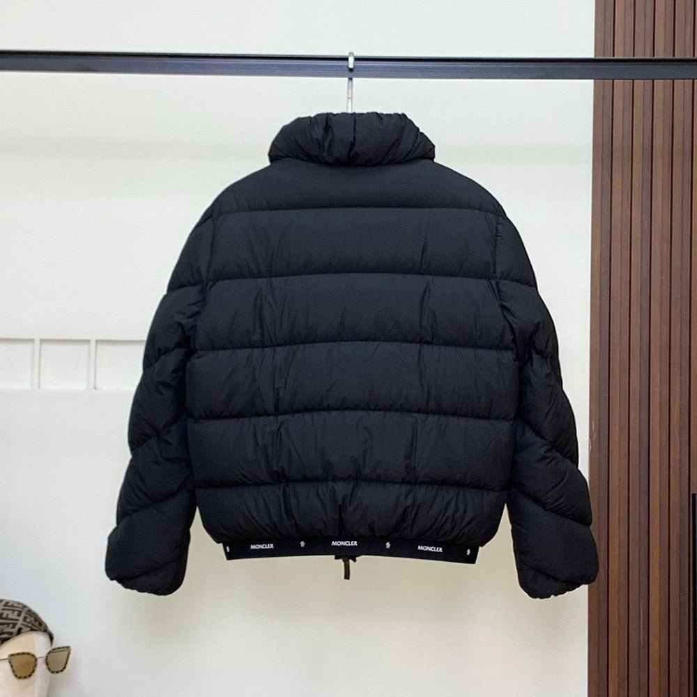 121985 Women Jackets - 24HEARTZ