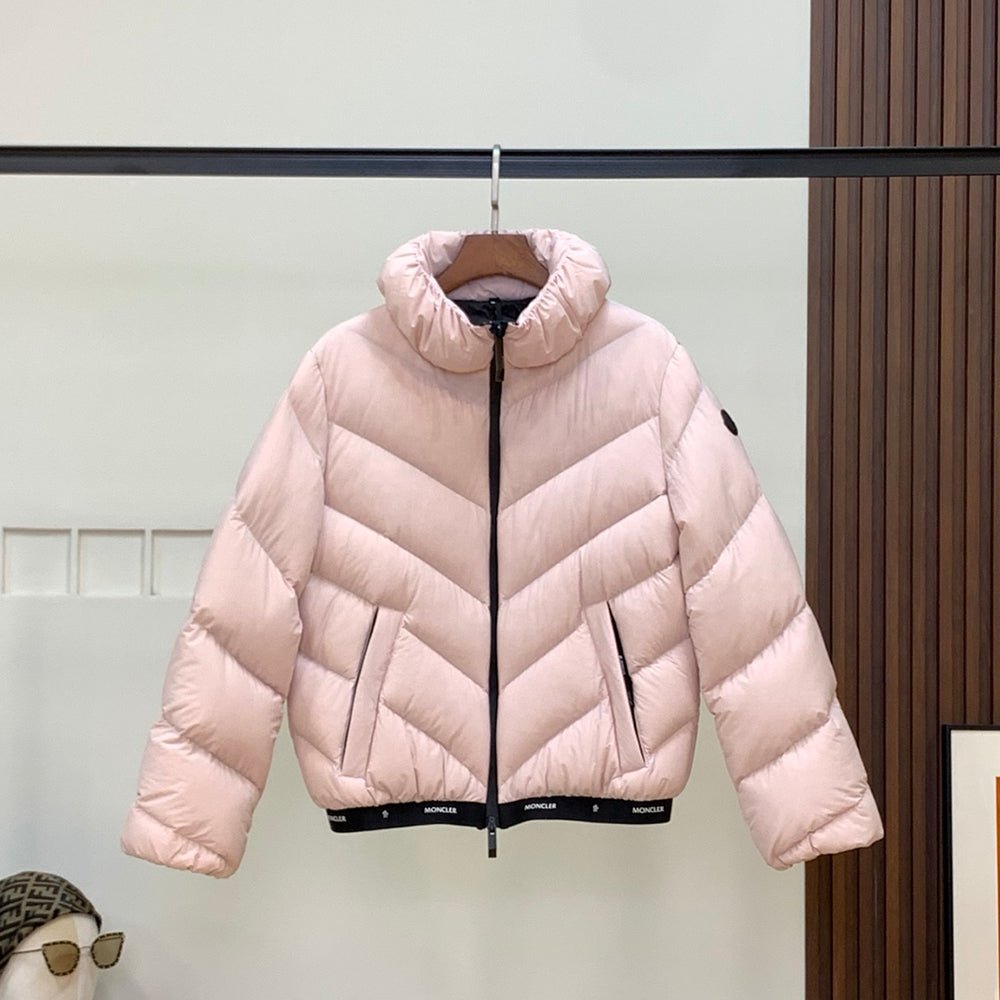 121986 Women Jackets - 24HEARTZ