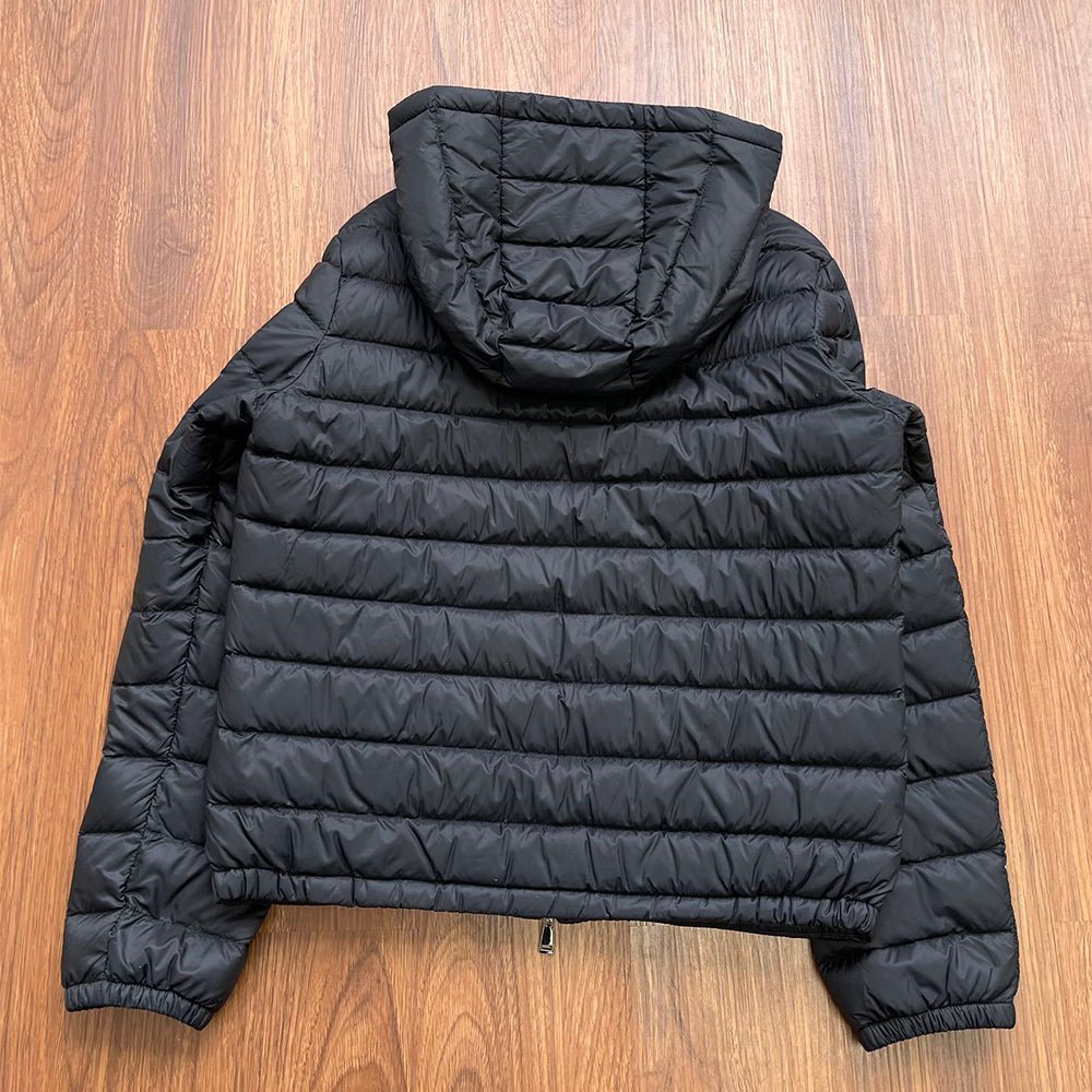 122012 Women Jackets - 24HEARTZ