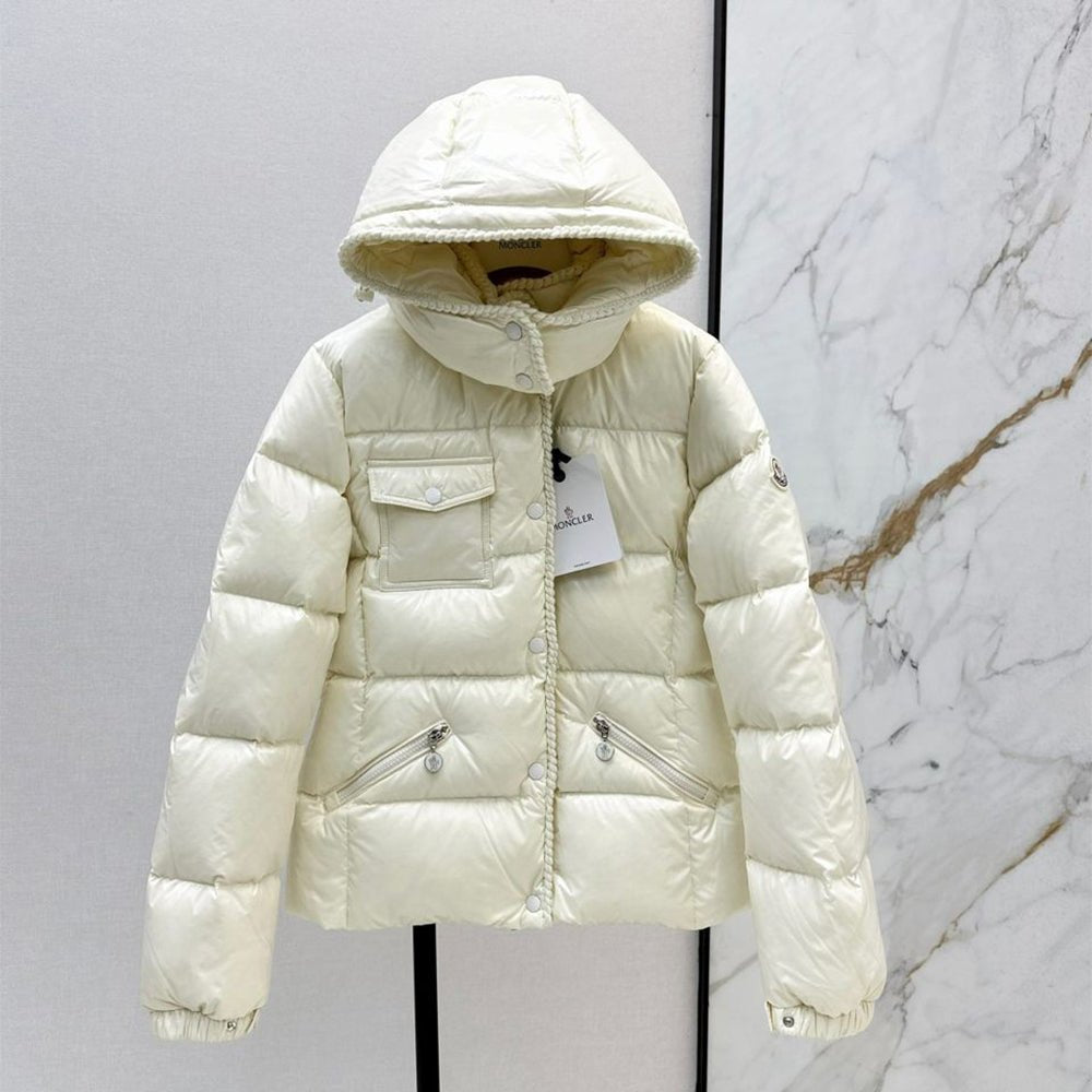 122224 Women Jackets - 24HEARTZ