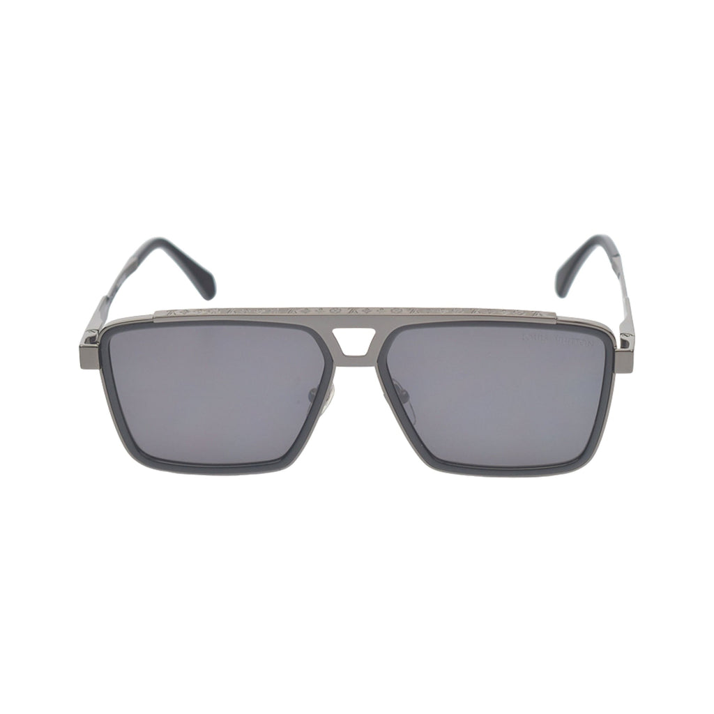 Eyewear 110