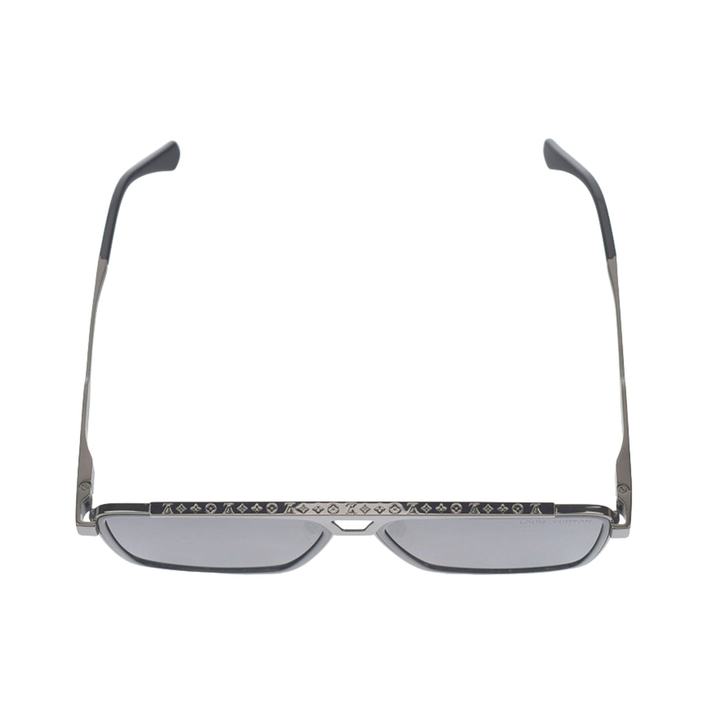 Eyewear 110