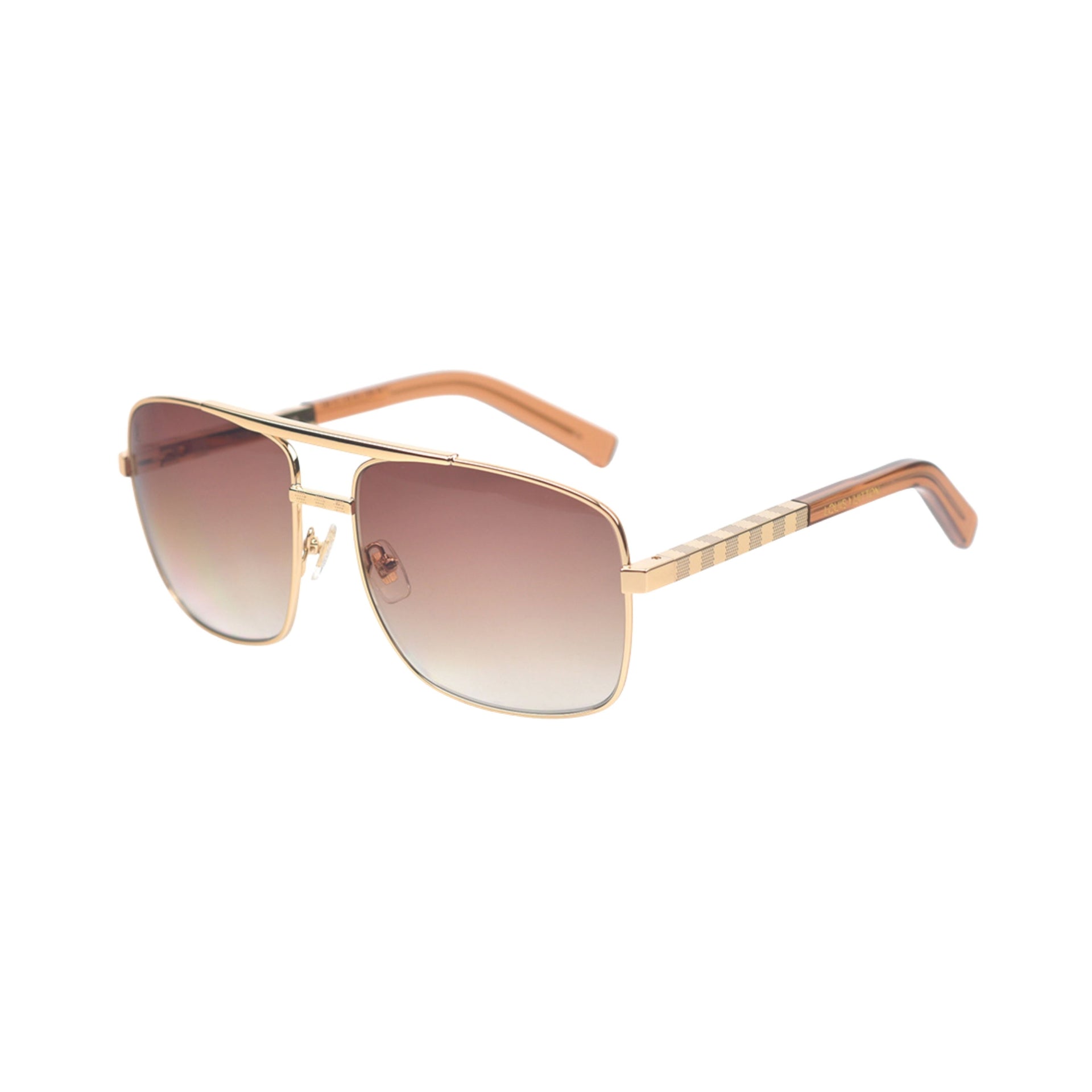 Eyewear 114
