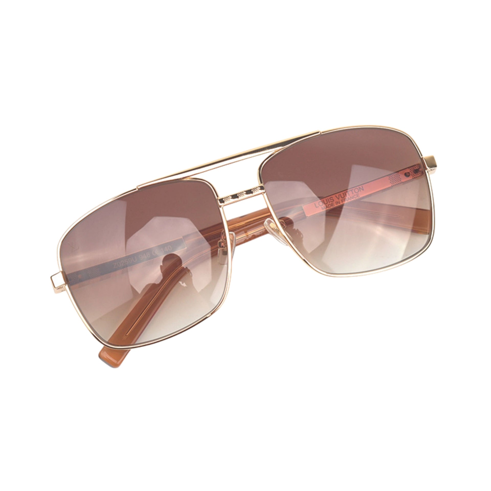 Eyewear 114