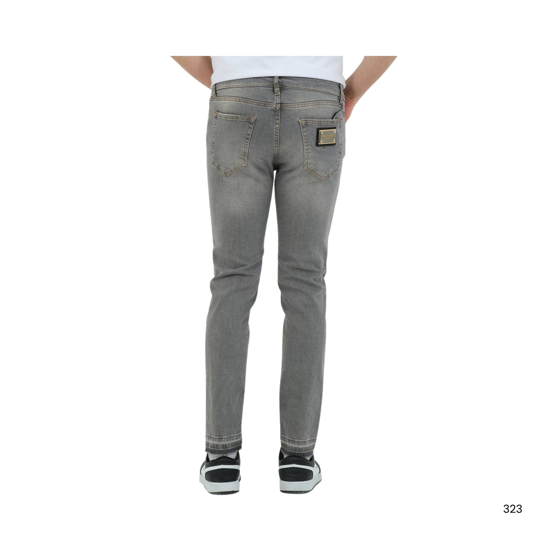 jeans  DG 235