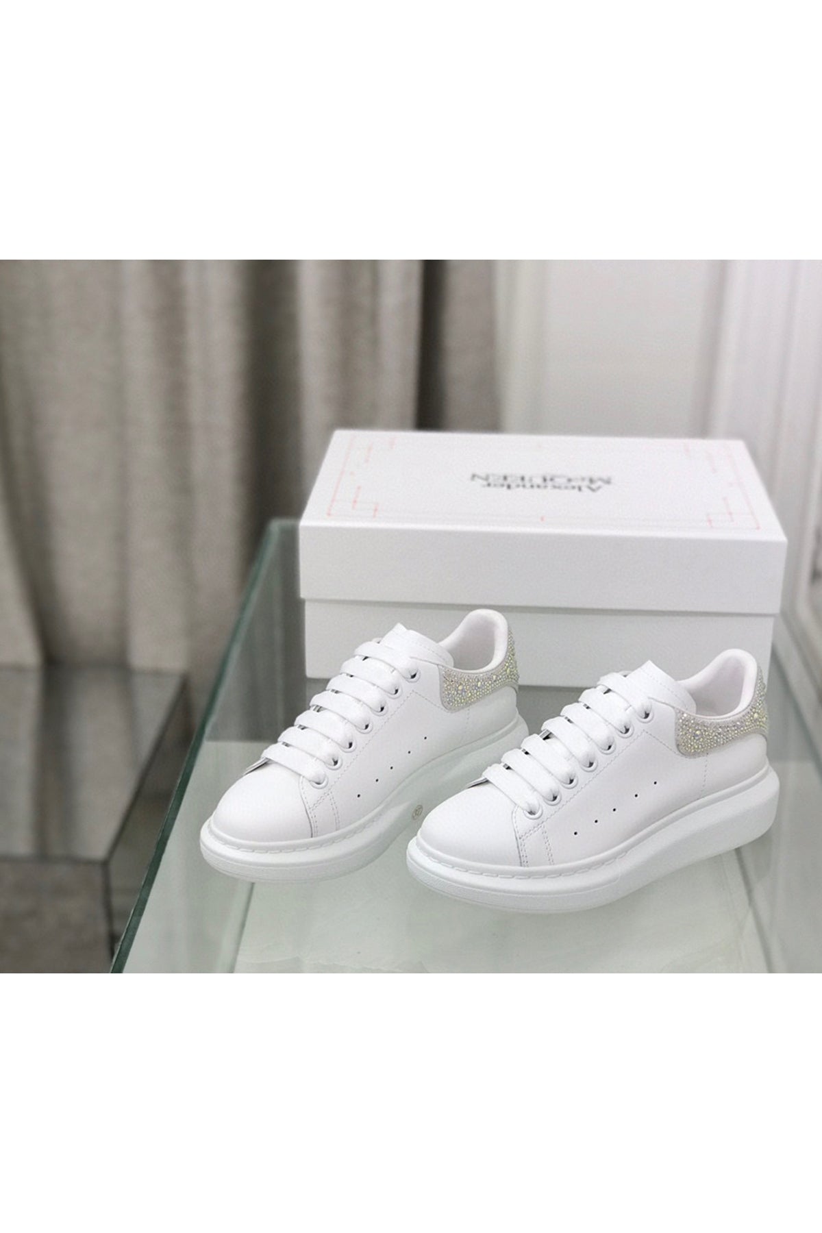 91288 Women Shoes - 24HEARTZ