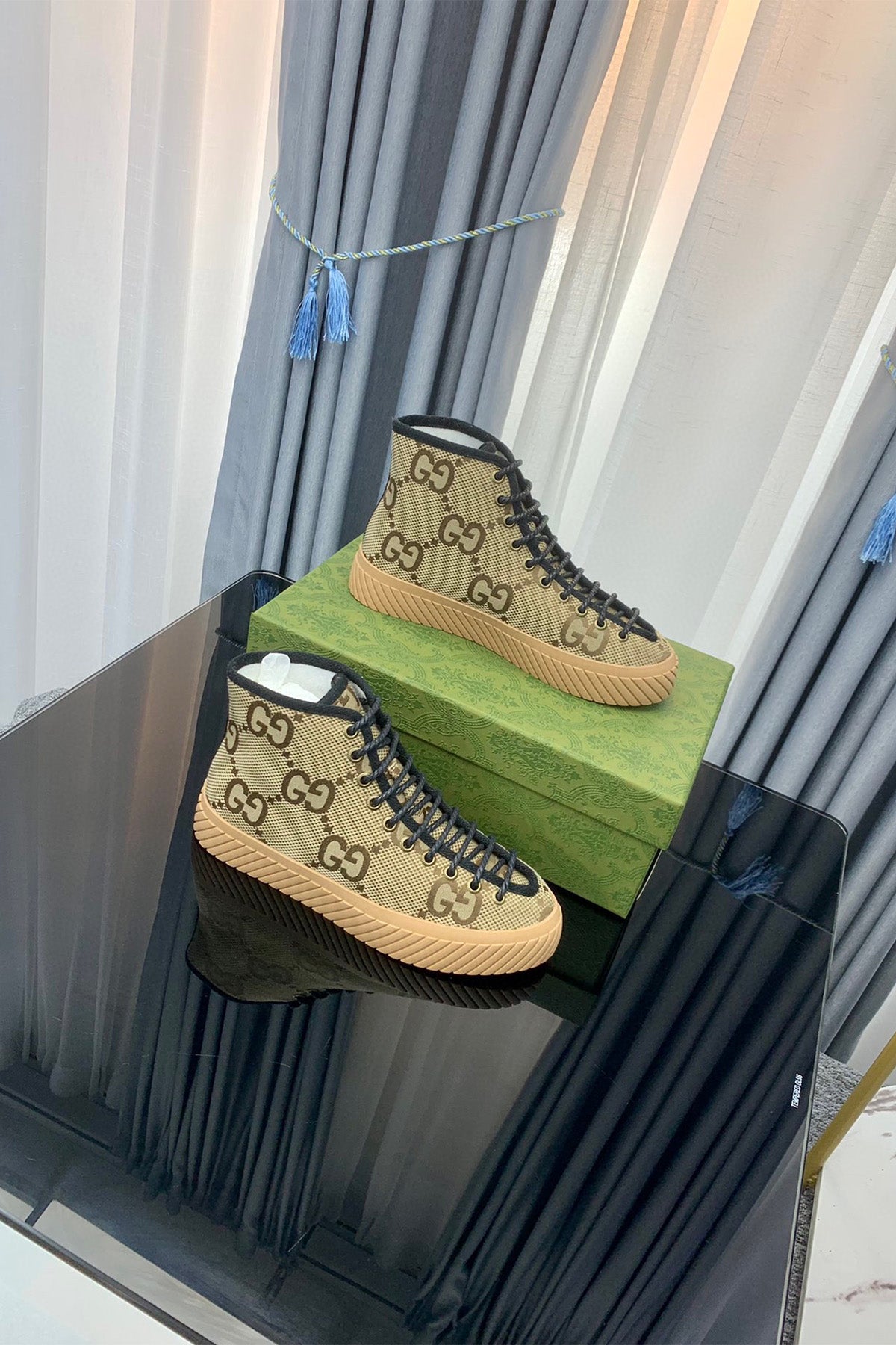 98387 Women Shoes - 24HEARTZ