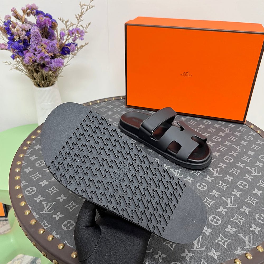 Chypre Sandal - 24HEARTZ