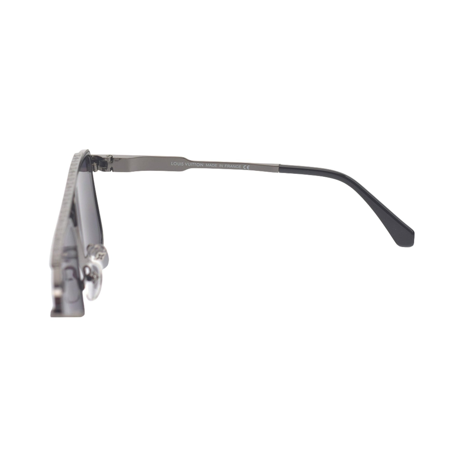 Eyewear 63 - 24HEARTZ