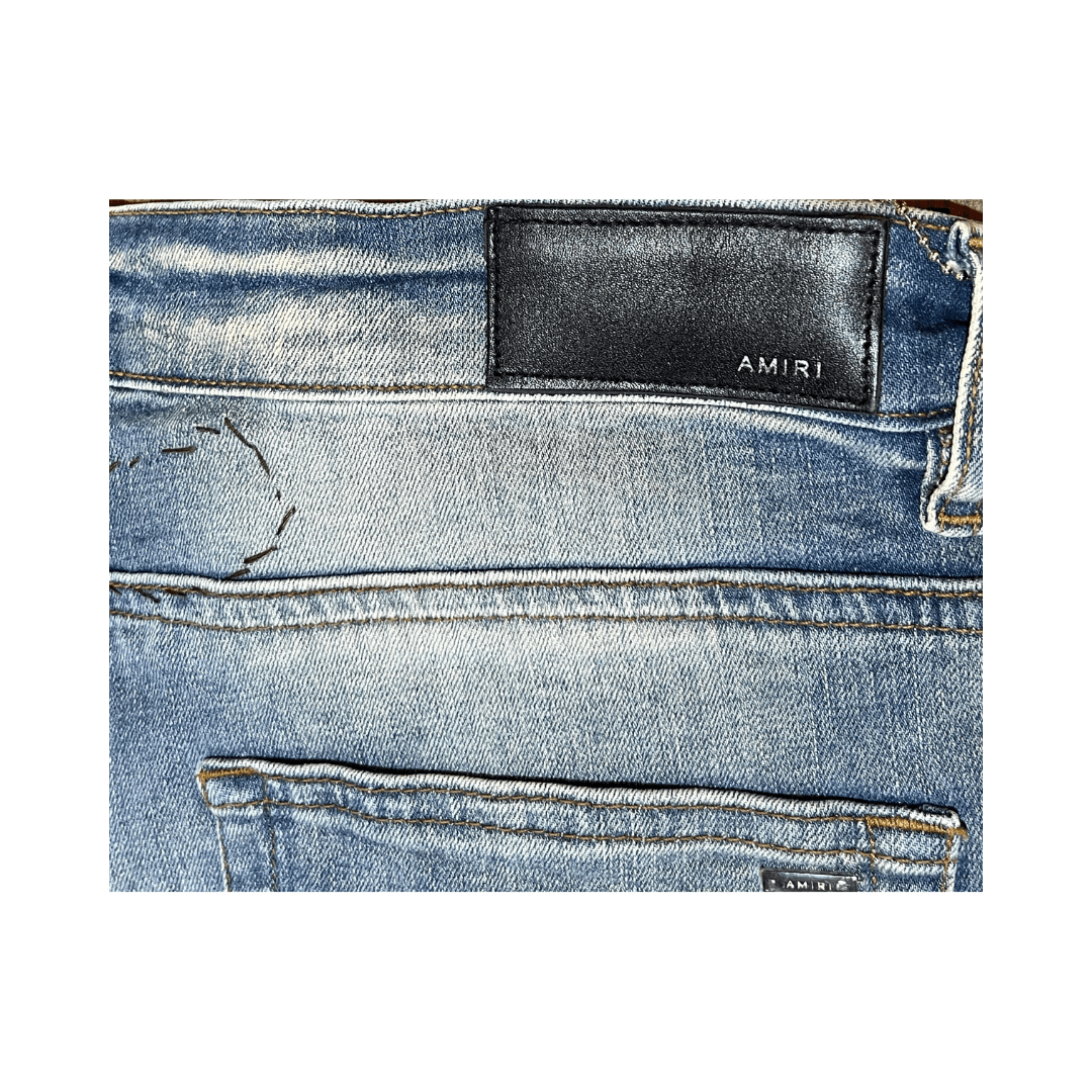 Short AMR 117 - 24HEARTZ