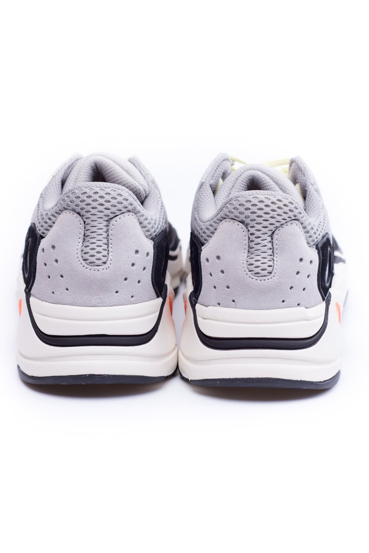 Yeezy 700 Women Shoes - 24HEARTZ